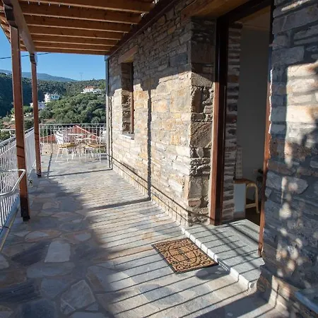με θέα το ηλιοβασιλεμα 2 *