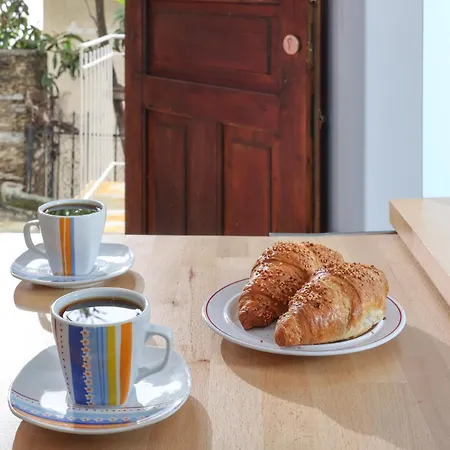 με θέα το ηλιοβασιλεμα 2 Holiday home *