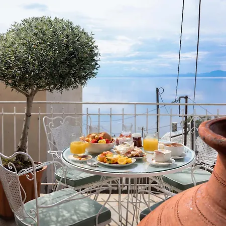 Vista Mare 2 *